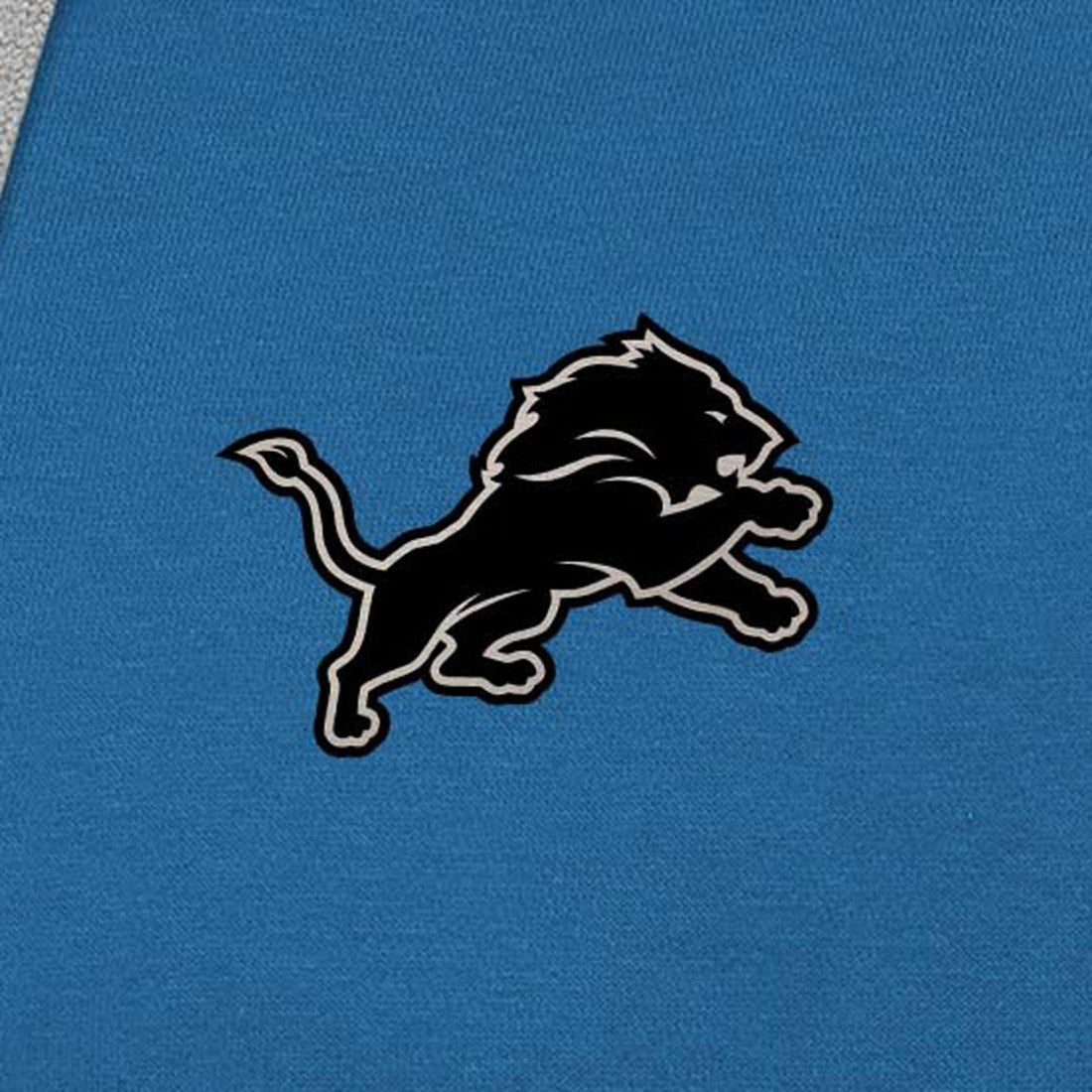 Detroit Lions  Antigua Brushed Carbon Victory Pullover Hoodie