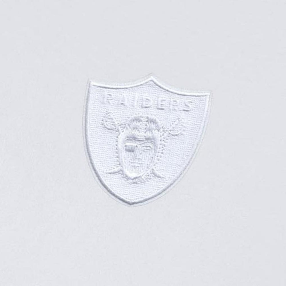 Las Vegas Raiders  Antigua Intent Quarter-Zip Top