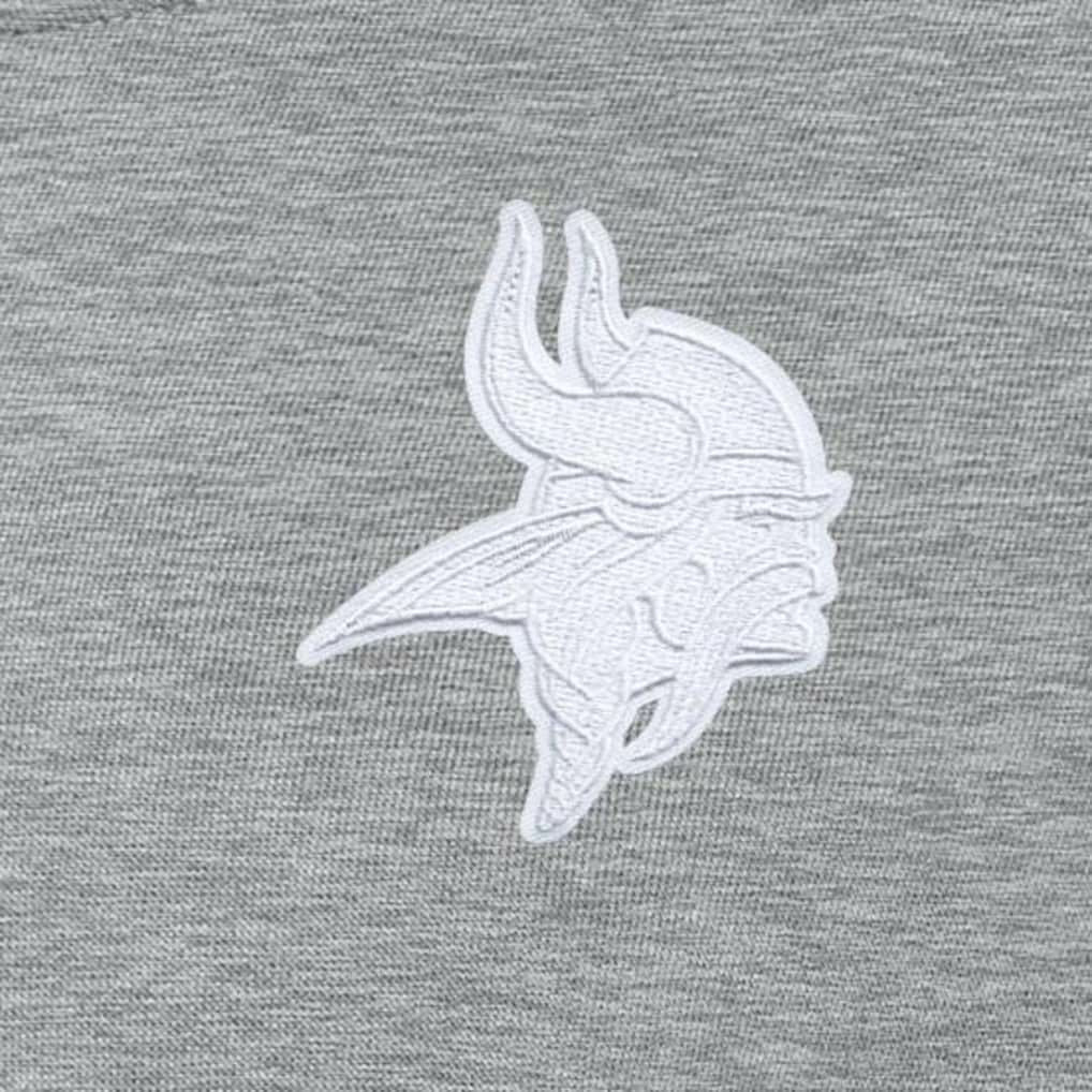 Minnesota Vikings  Antigua Women's Victory Crew Pullover Sweatshirt