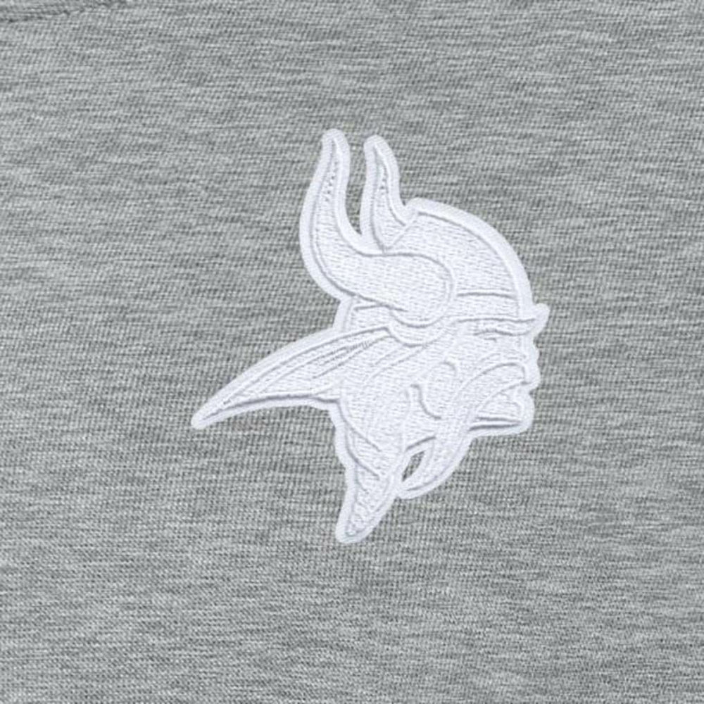 Minnesota Vikings  Antigua Women's Victory Crew Pullover Sweatshirt