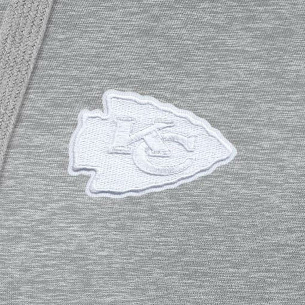 Kansas City Chiefs  Antigua Women's Victory Pullover Hoodie