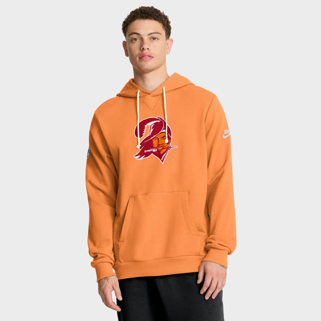 Tampa Bay Buccaneers Nike Sideline Standard Issue Alt 2 Dri-FIT Hoodie