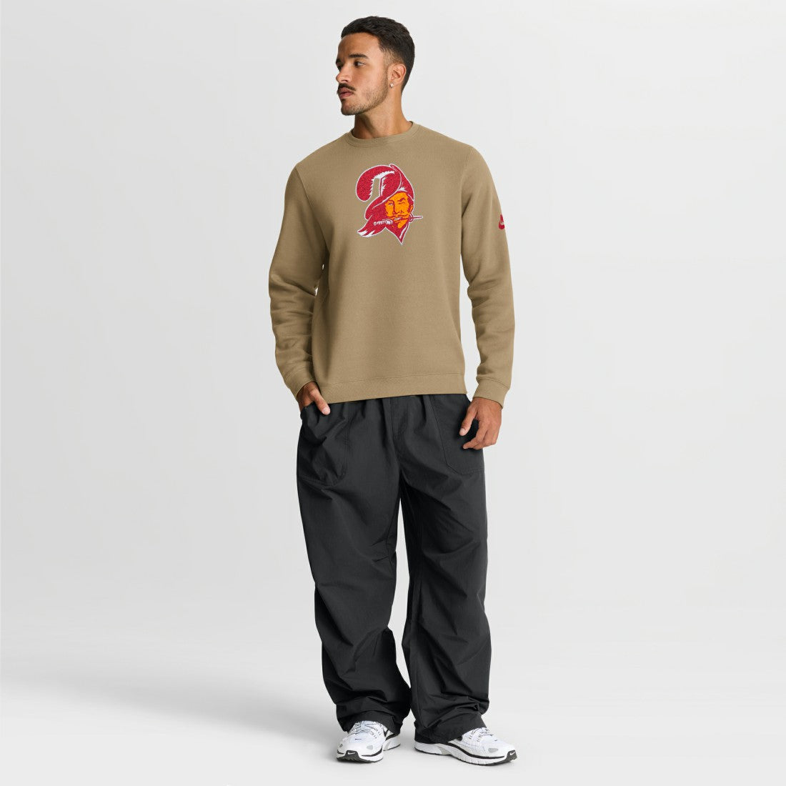 Tampa Bay Buccaneers Nike Swing Pass Rewind Club Pullover Sweatshirt