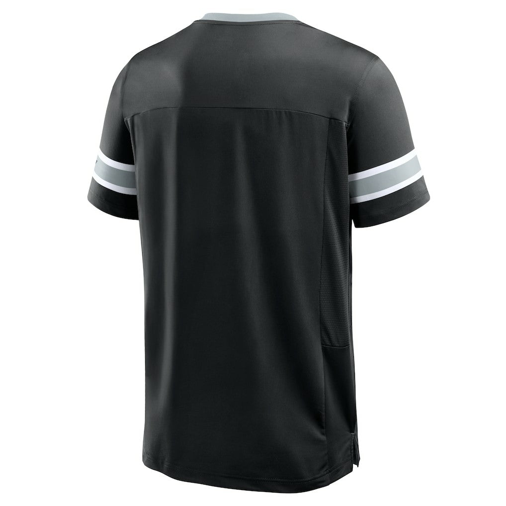 Las Vegas Raiders Fanatics Hometown Premium Hashmark V-Neck T-Shirt