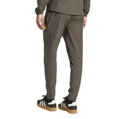 Real Madrid 2025/26 Tiro Vis Tech AEROREADY Travel Pants Olive - Adidas