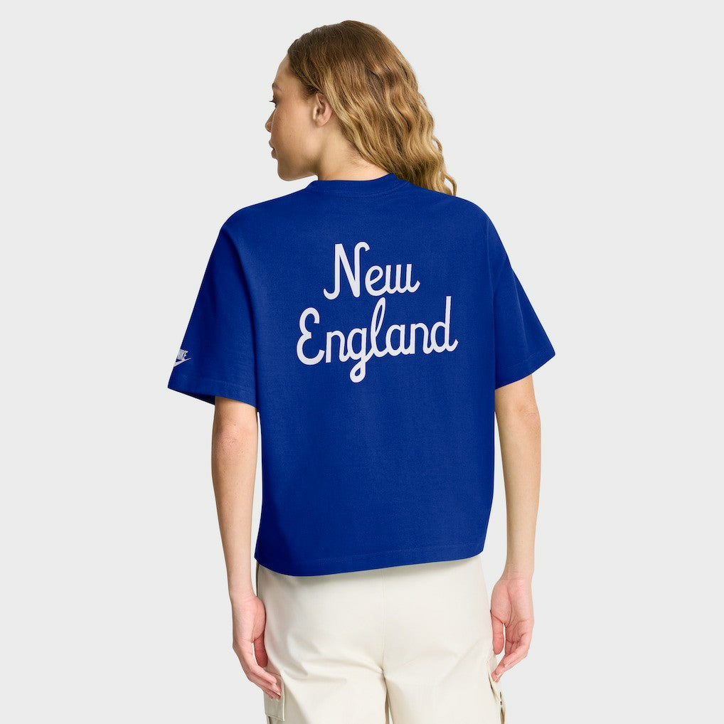 New England Patriots Nike Women's Rewind Pocket Boxy T-Shirt