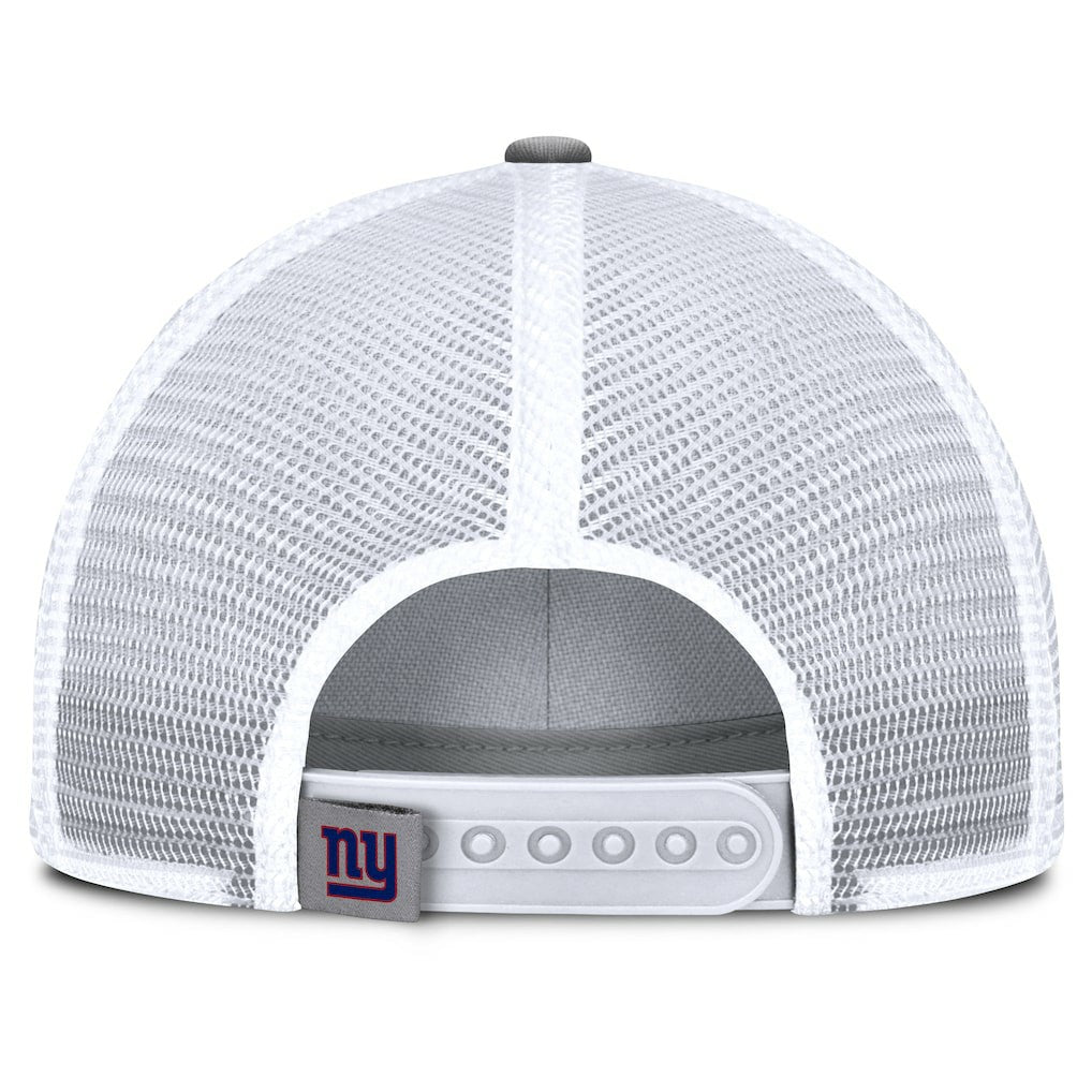 New York Giants Fanatics Singleback Trucker Adjustable Hat