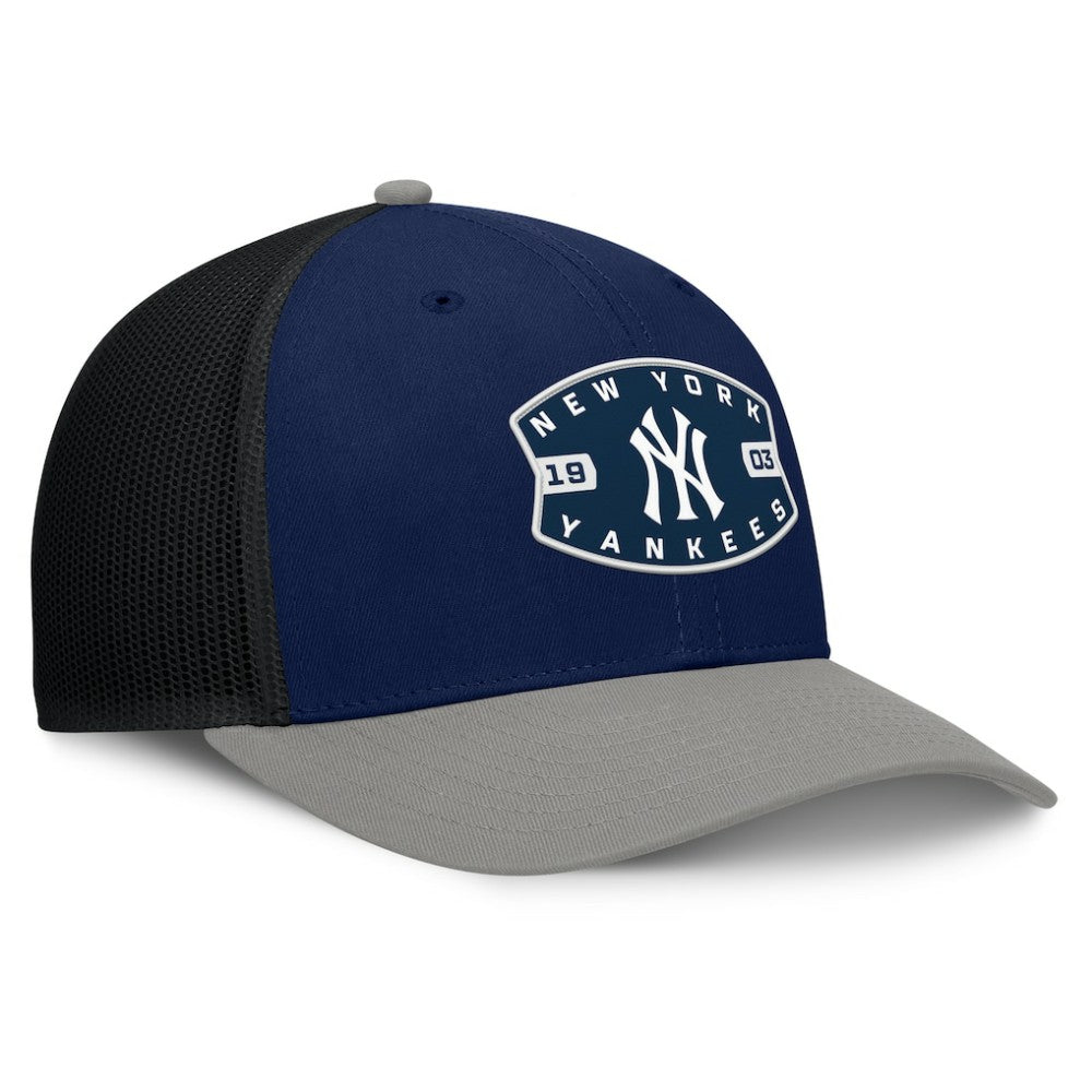New York Yankees Fanatics Cutoff Adjustable Trucker Hat | MLB Shop