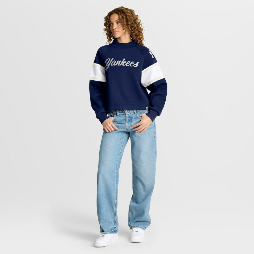 New York Yankees Fanatics Women's Oversized Toss Sweep Raglan Pullover Sweatshirt | MLB On Sale