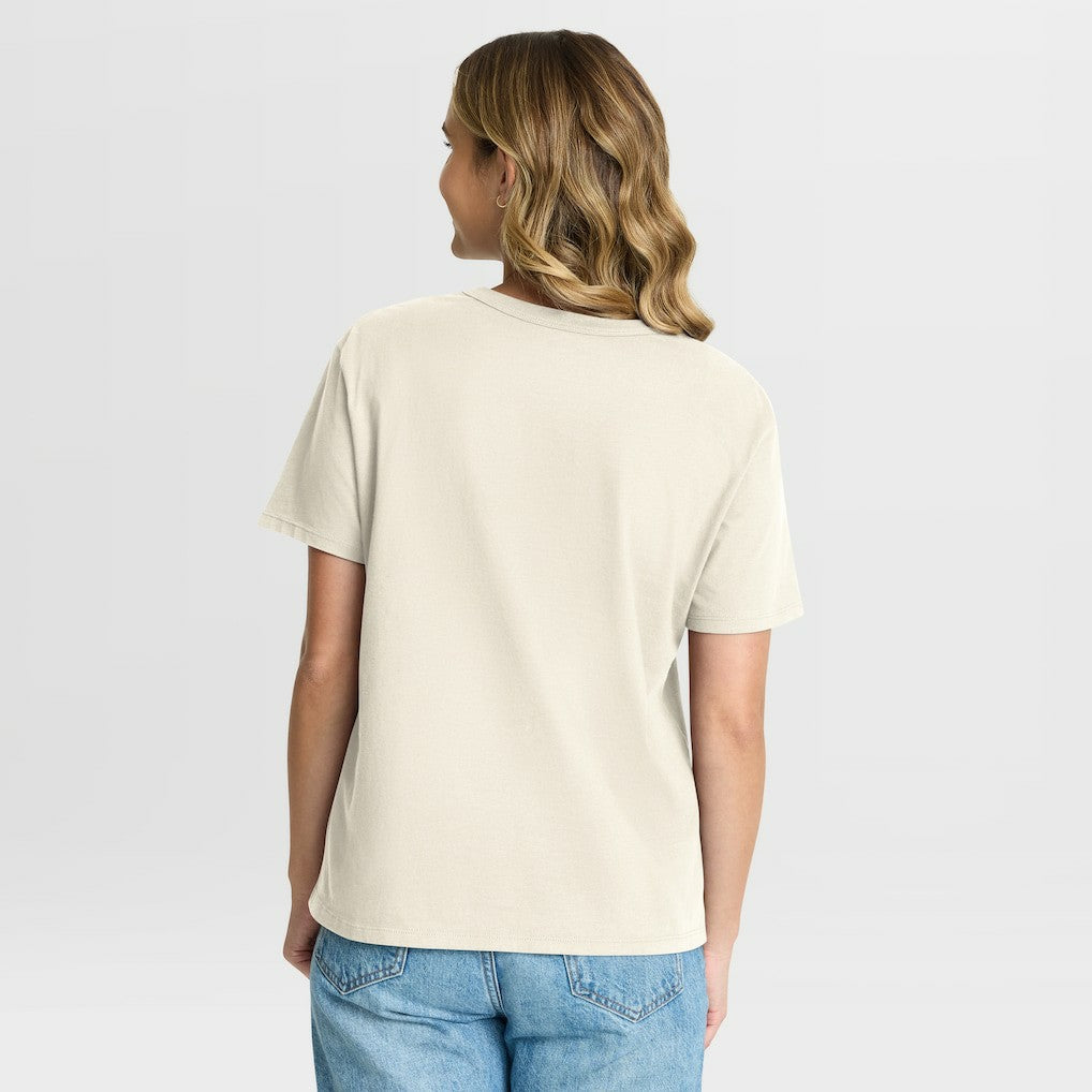 Chicago Bears Fanatics Women's Dove Legacy T-Shirt