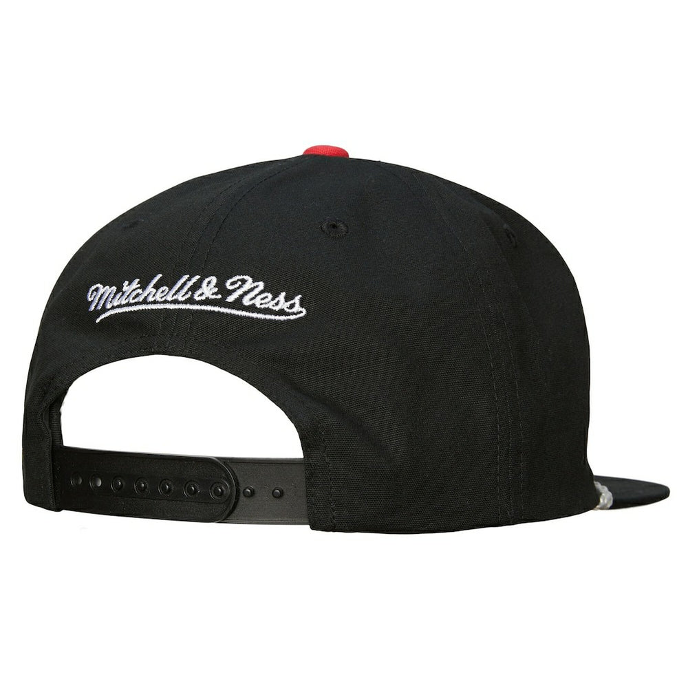 Chicago Bulls Ascend Deadstock Snapback Hat New