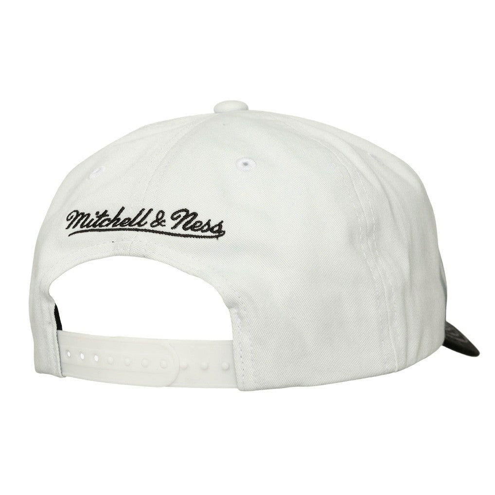 Chicago Bulls Dip Dye Pro Crown Adjustable Hat Outlet