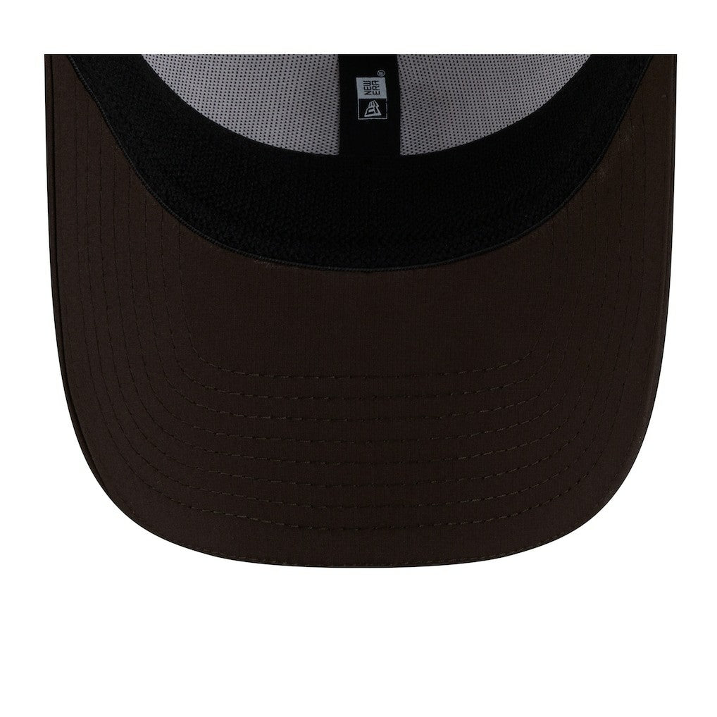 Cleveland Browns New Era 2025 NFL Training Camp Throwback Logo 39THIRTY Flex Hat