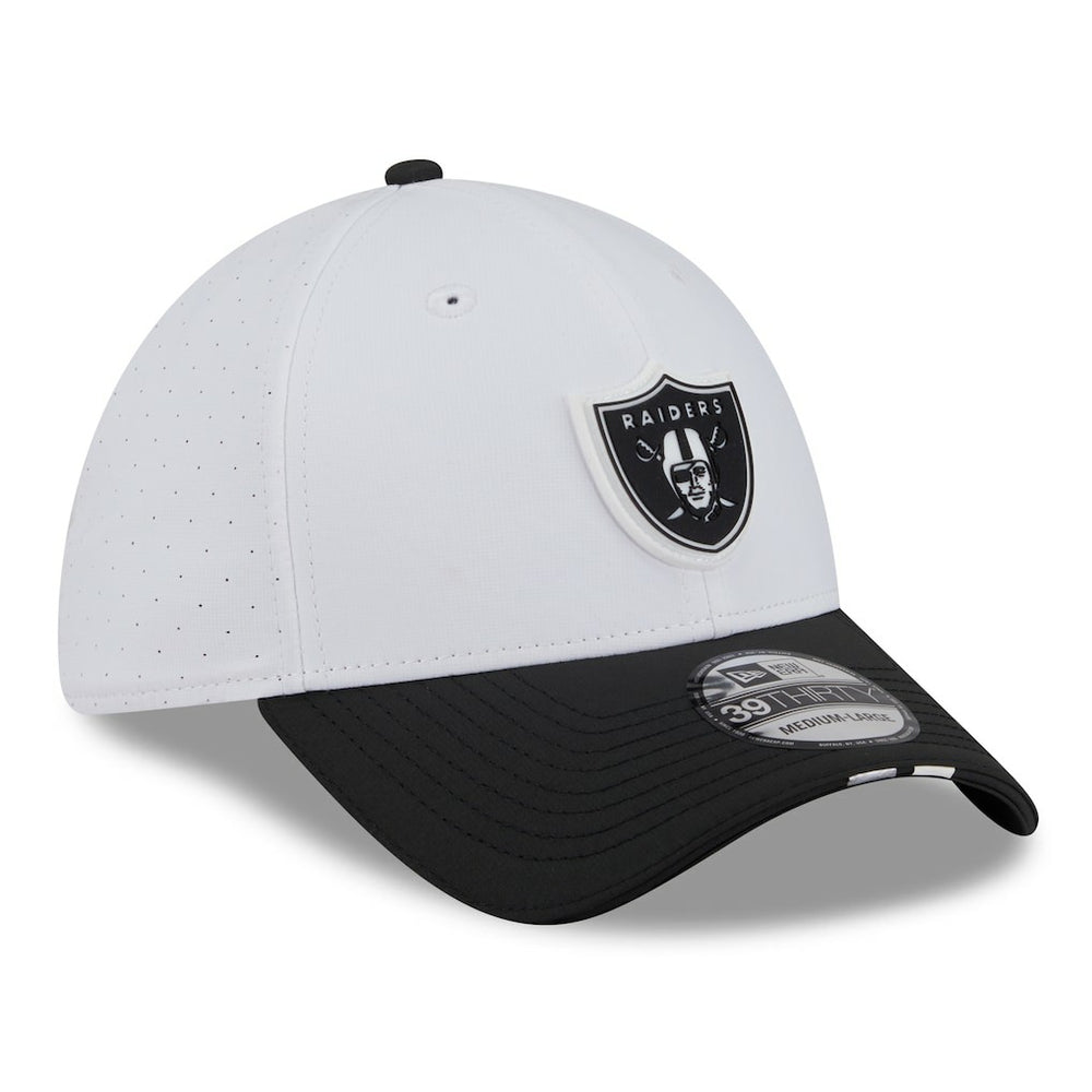 Las Vegas Raiders New Era 2025 NFL Training Camp 39THIRTY Flex Hat