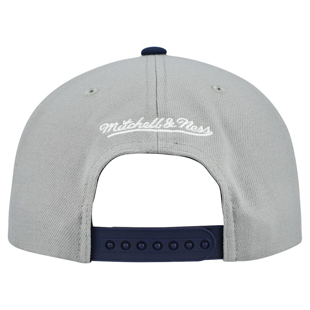New York Yankees Mitchell & Ness Cooperstown Collection Basic Flip Snapback Hat | MLB US