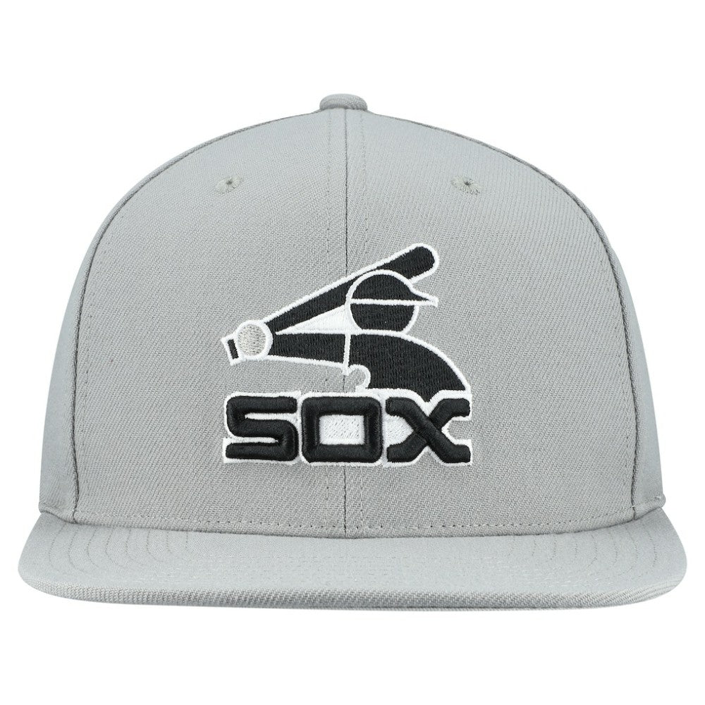 Chicago White Sox Mitchell & Ness Cooperstown Collection Basic Flip Snapback Hat | MLB Outlet