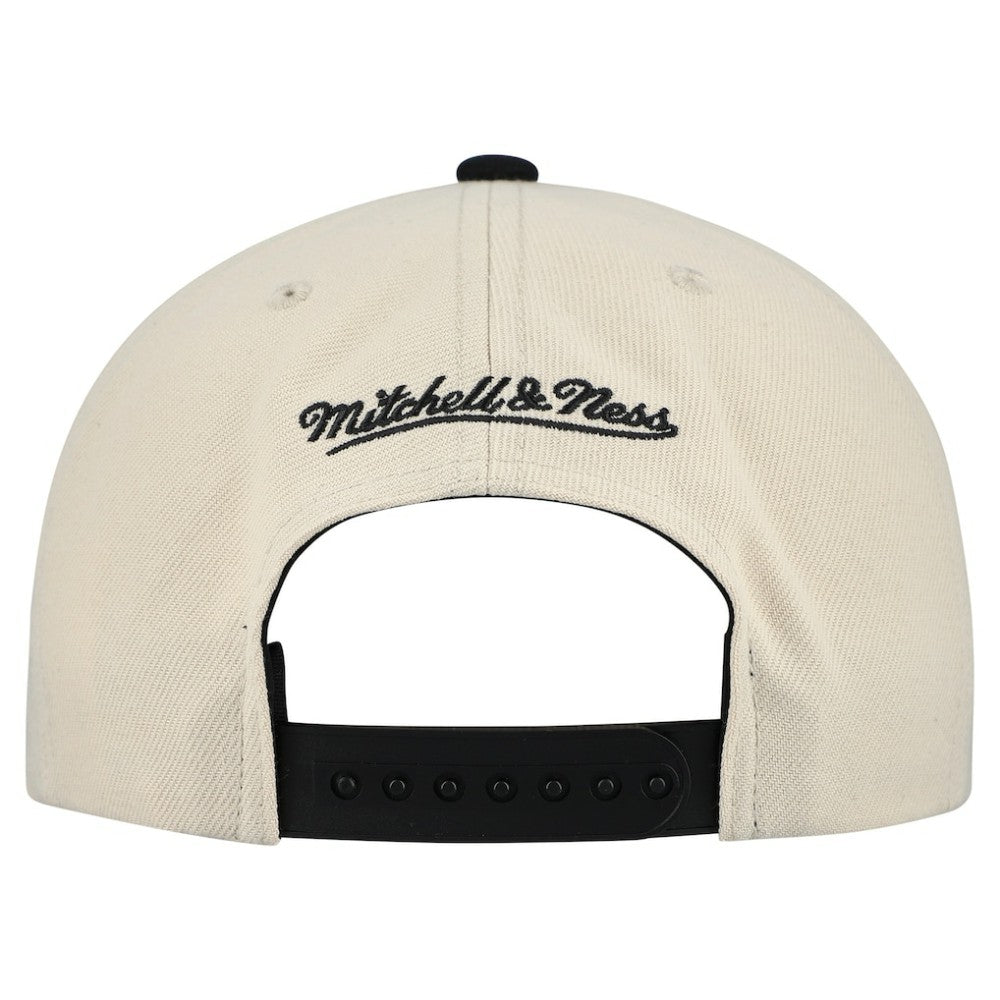 San Francisco Giants Mitchell & Ness Cooperstown Collection Basic Flip Snapback Hat | MLB New