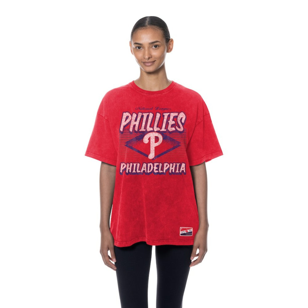 Philadelphia Phillies New Era Women's Mineral Wash Oversized T-Shirt | MLB New