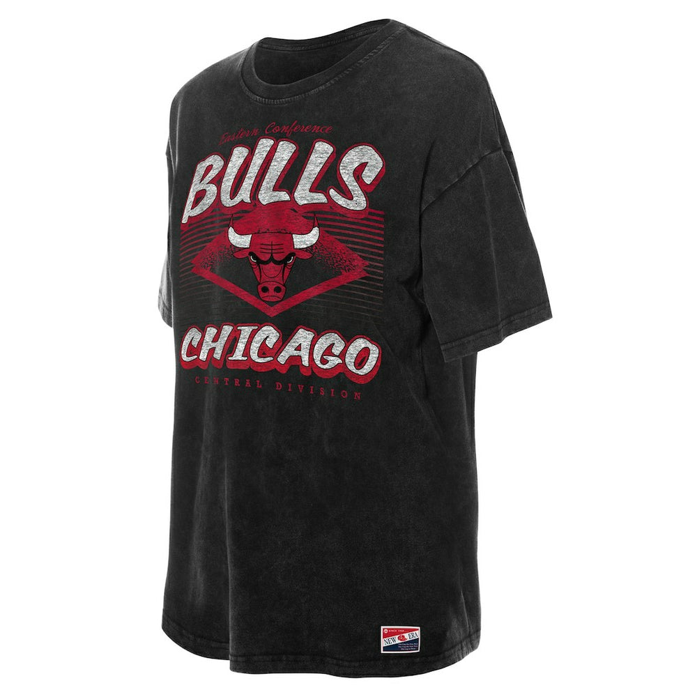 Chicago Bulls Women's Throwback Mineral Wash Oversized T-Shirt sale Online