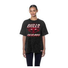 Chicago Bulls Women's Throwback Mineral Wash Oversized T-Shirt sale Online