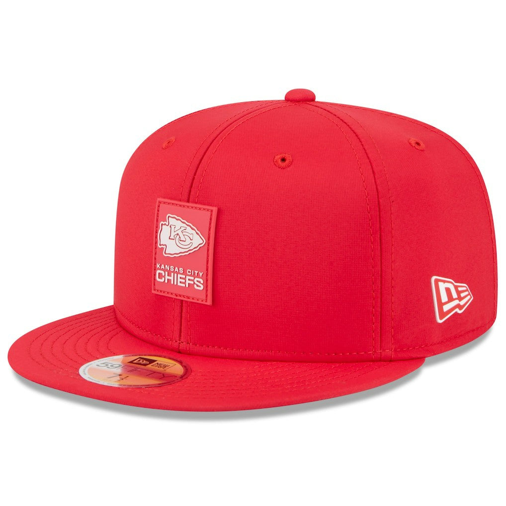 Kansas City Chiefs New Era 2025 Sideline 59FIFTY Fitted Hat