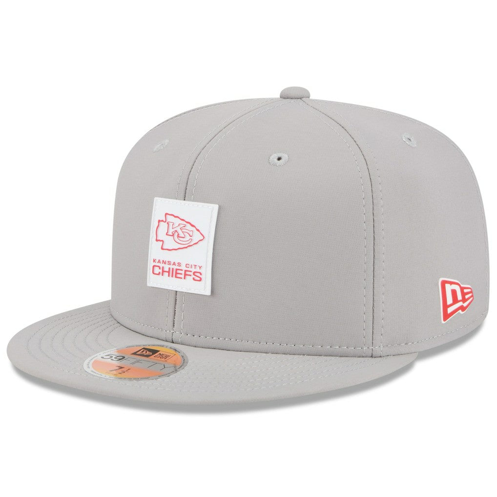 Kansas City Chiefs New Era 2025 Sideline 59FIFTY Fitted Hat
