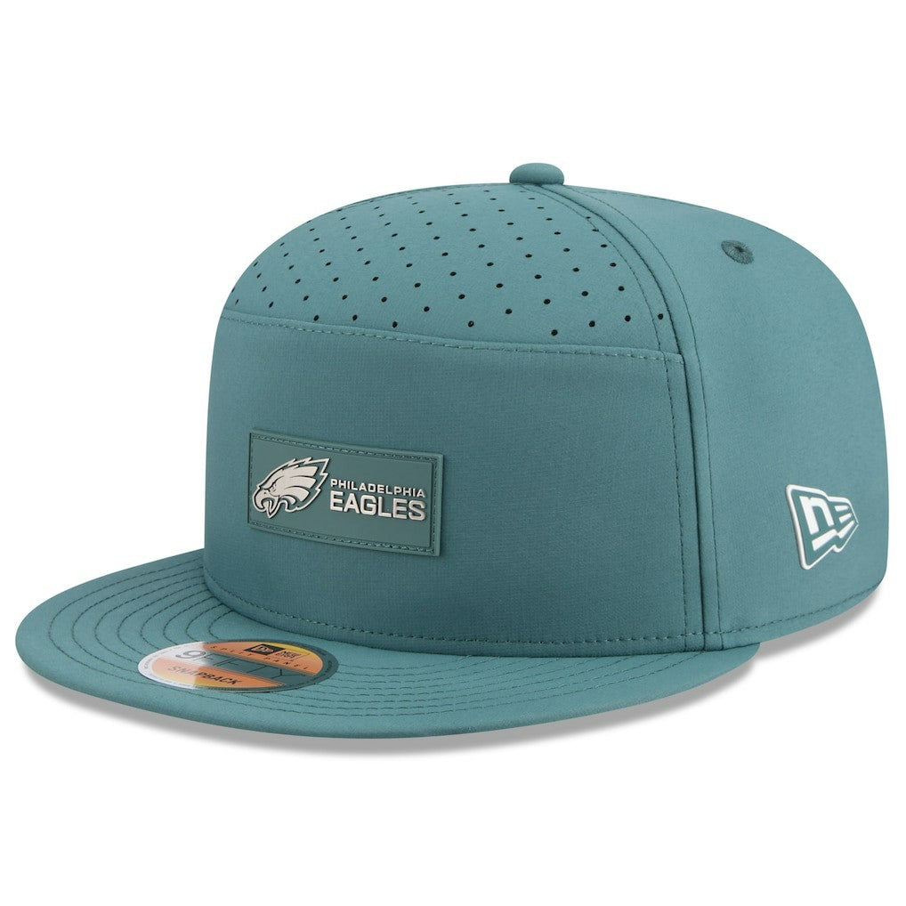 Philadelphia Eagles New Era 2025 Sideline Split Panel 9FIFTY Snapback Hat