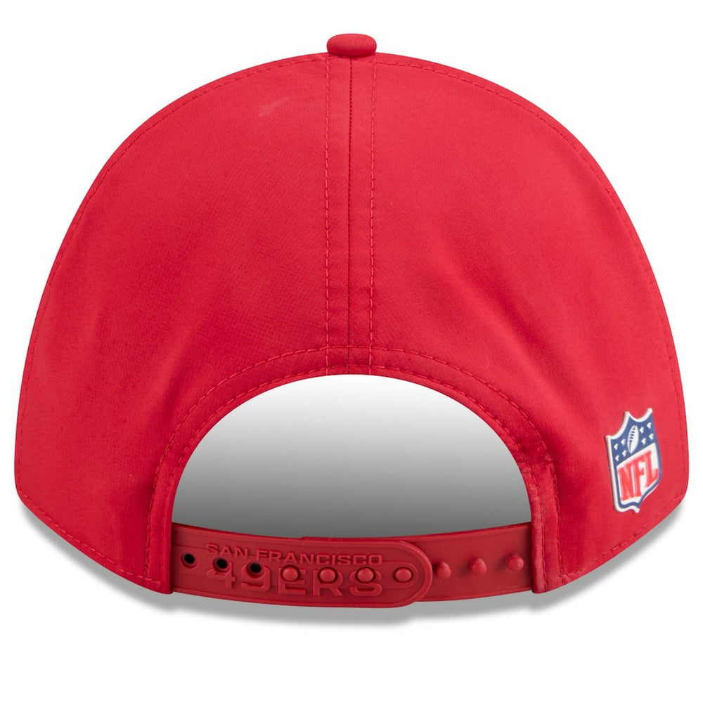 San Francisco 49ers New Era 2025 Sideline M-Crown 9FORTY Adjustable Hat