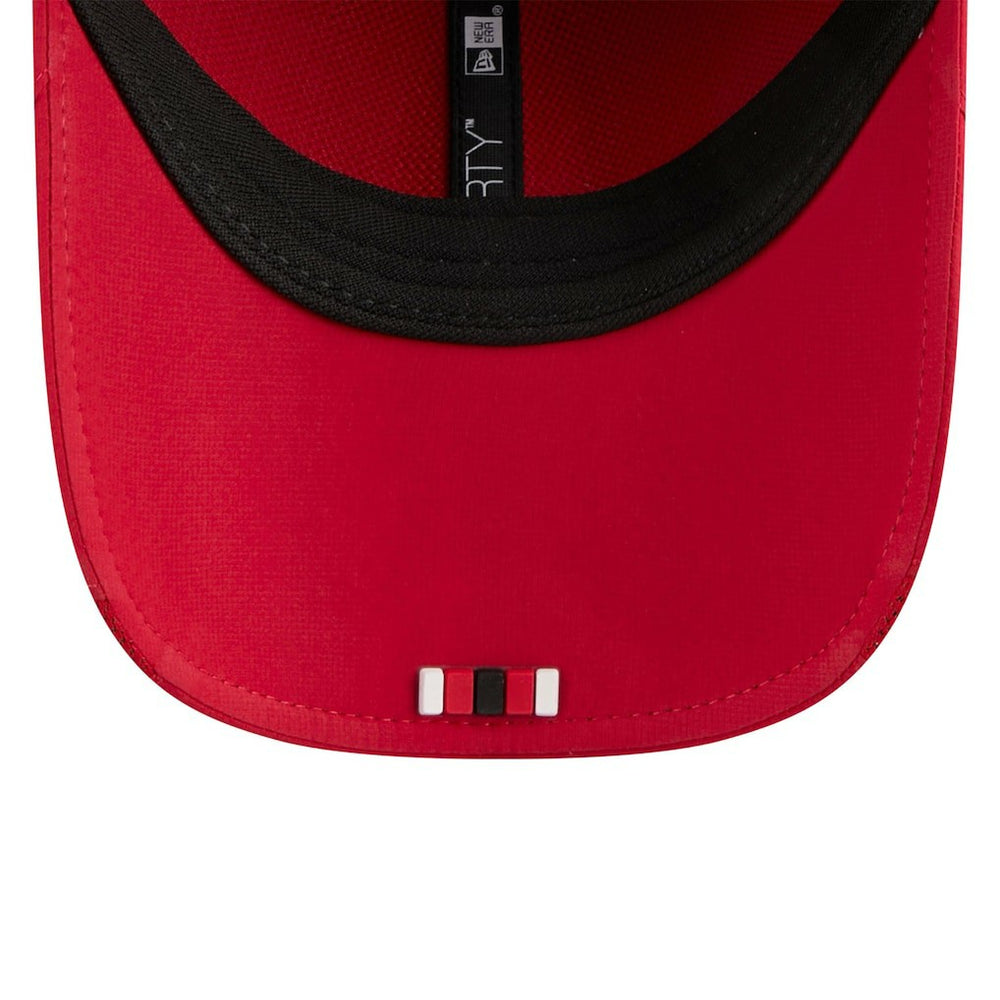 San Francisco 49ers New Era 2025 Sideline M-Crown 9FORTY Adjustable Hat