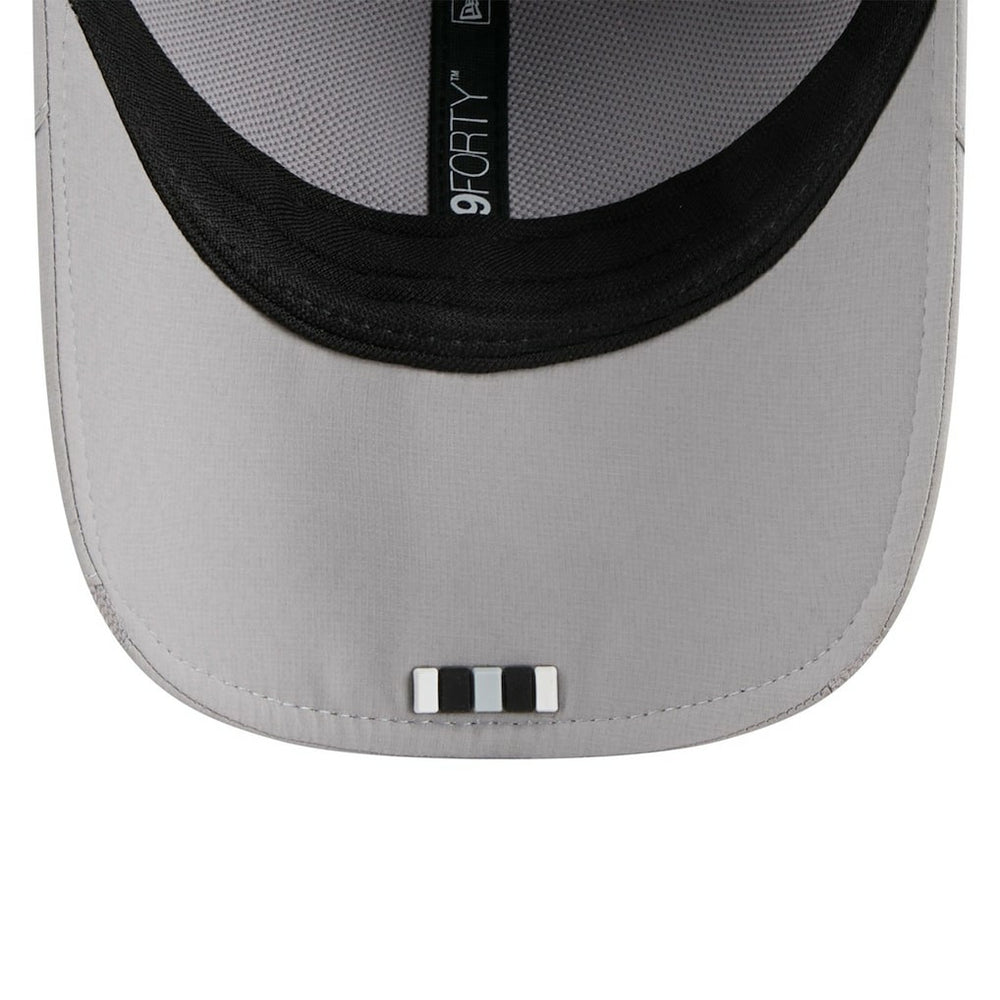 Las Vegas Raiders New Era 2025 Sideline M-Crown 9FORTY Adjustable Hat