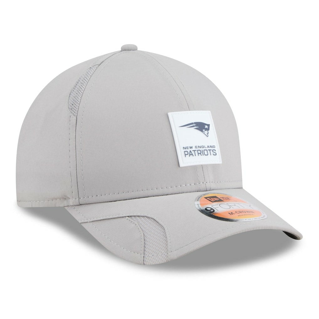 New England Patriots New Era 2025 Sideline M-Crown 9FORTY Adjustable Hat