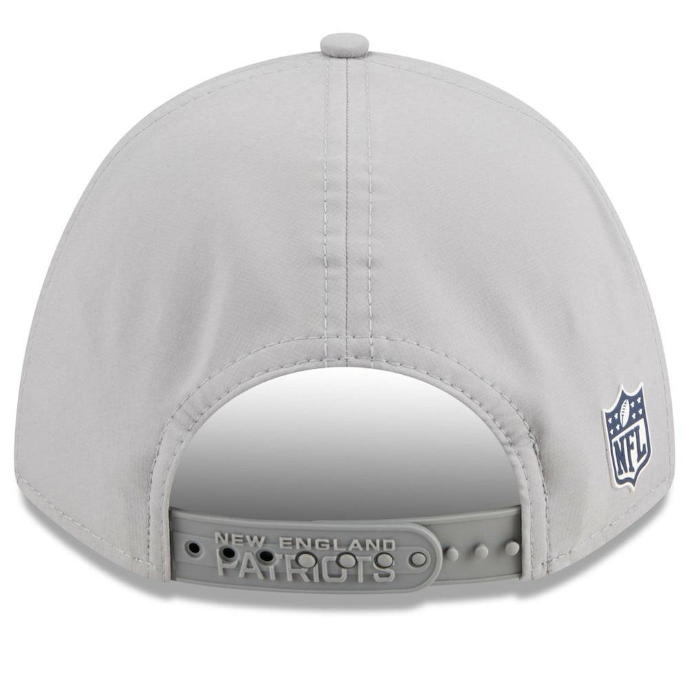 New England Patriots New Era 2025 Sideline M-Crown 9FORTY Adjustable Hat