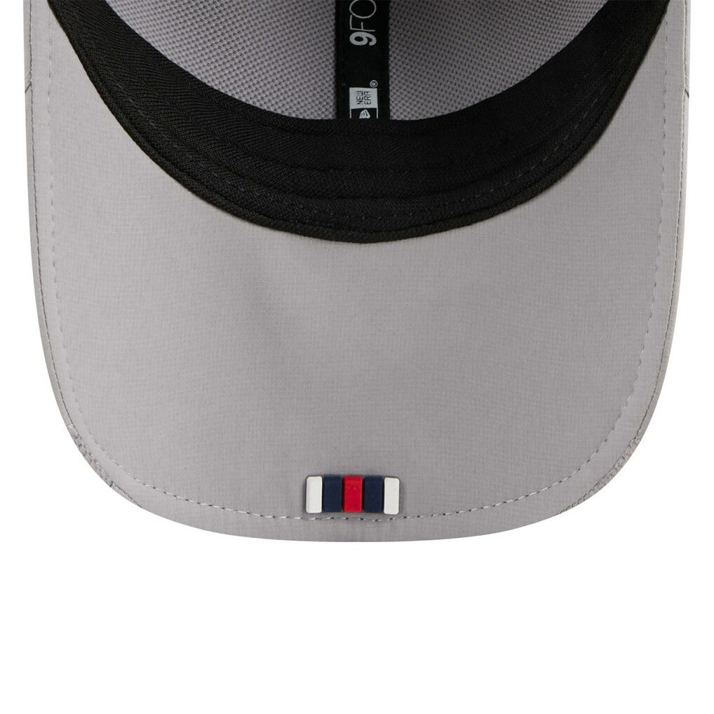 New England Patriots New Era 2025 Sideline M-Crown 9FORTY Adjustable Hat