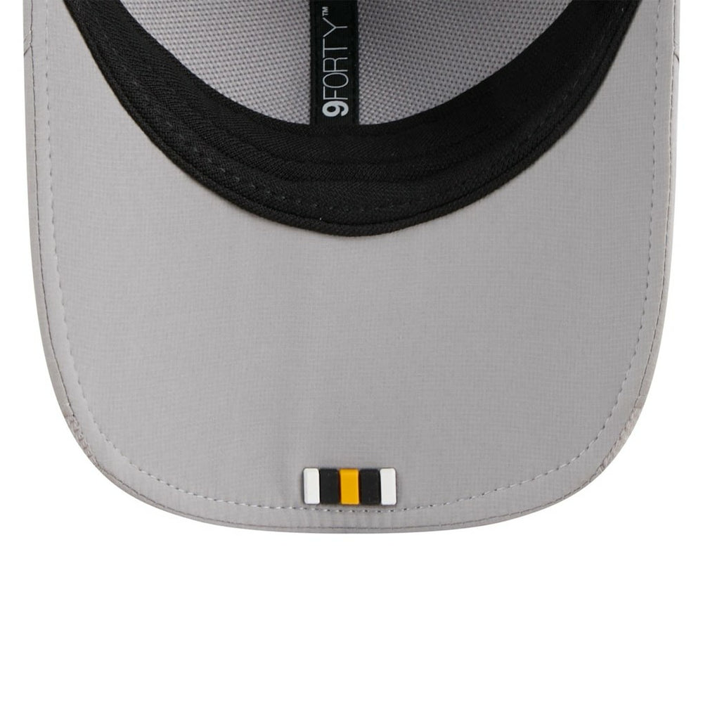 Pittsburgh Steelers New Era 2025 Sideline M-Crown 9FORTY Adjustable Hat