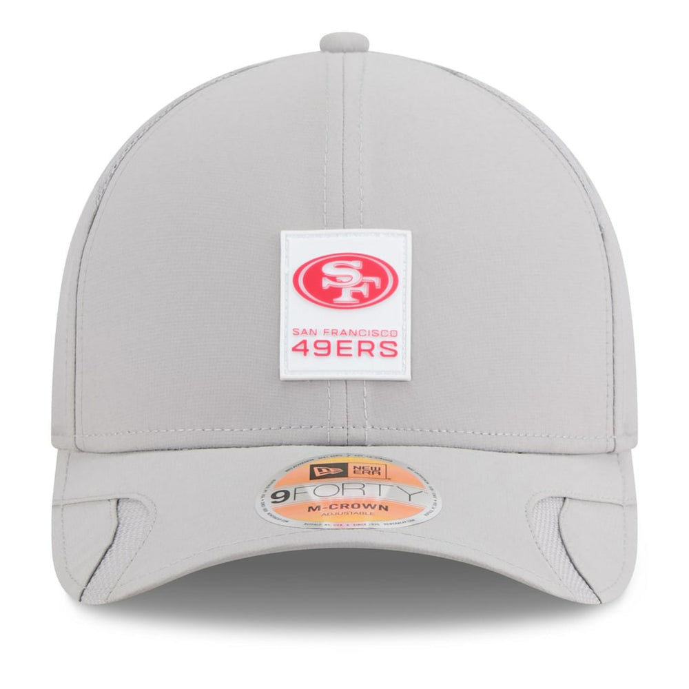 San Francisco 49ers New Era 2025 Sideline M-Crown 9FORTY Adjustable Hat