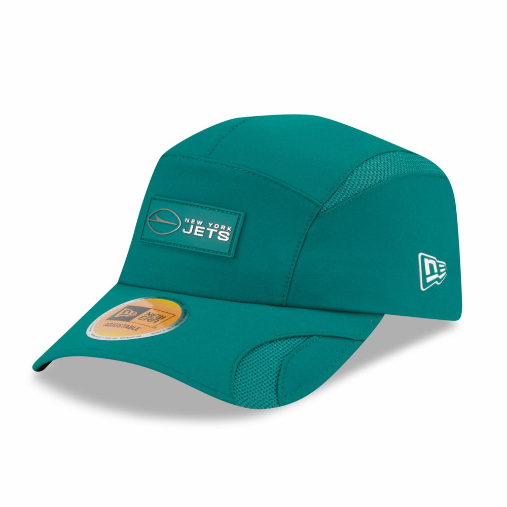 New York Jets New Era 2025 Sideline Runner Adjustable Hat
