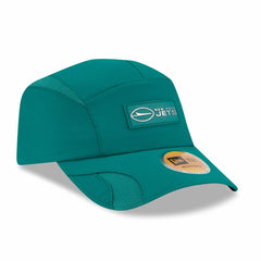 New York Jets New Era 2025 Sideline Runner Adjustable Hat