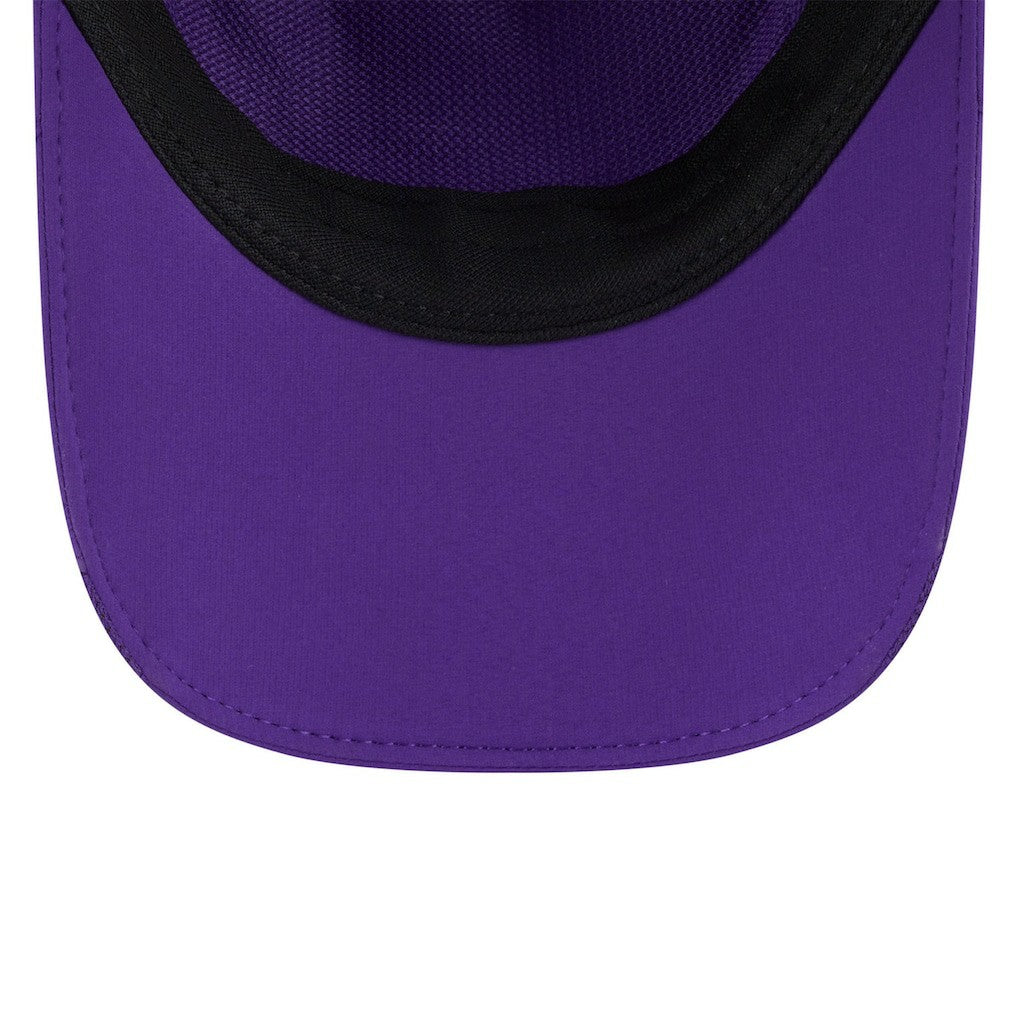 Minnesota Vikings New Era 2025 Sideline Runner Adjustable Hat