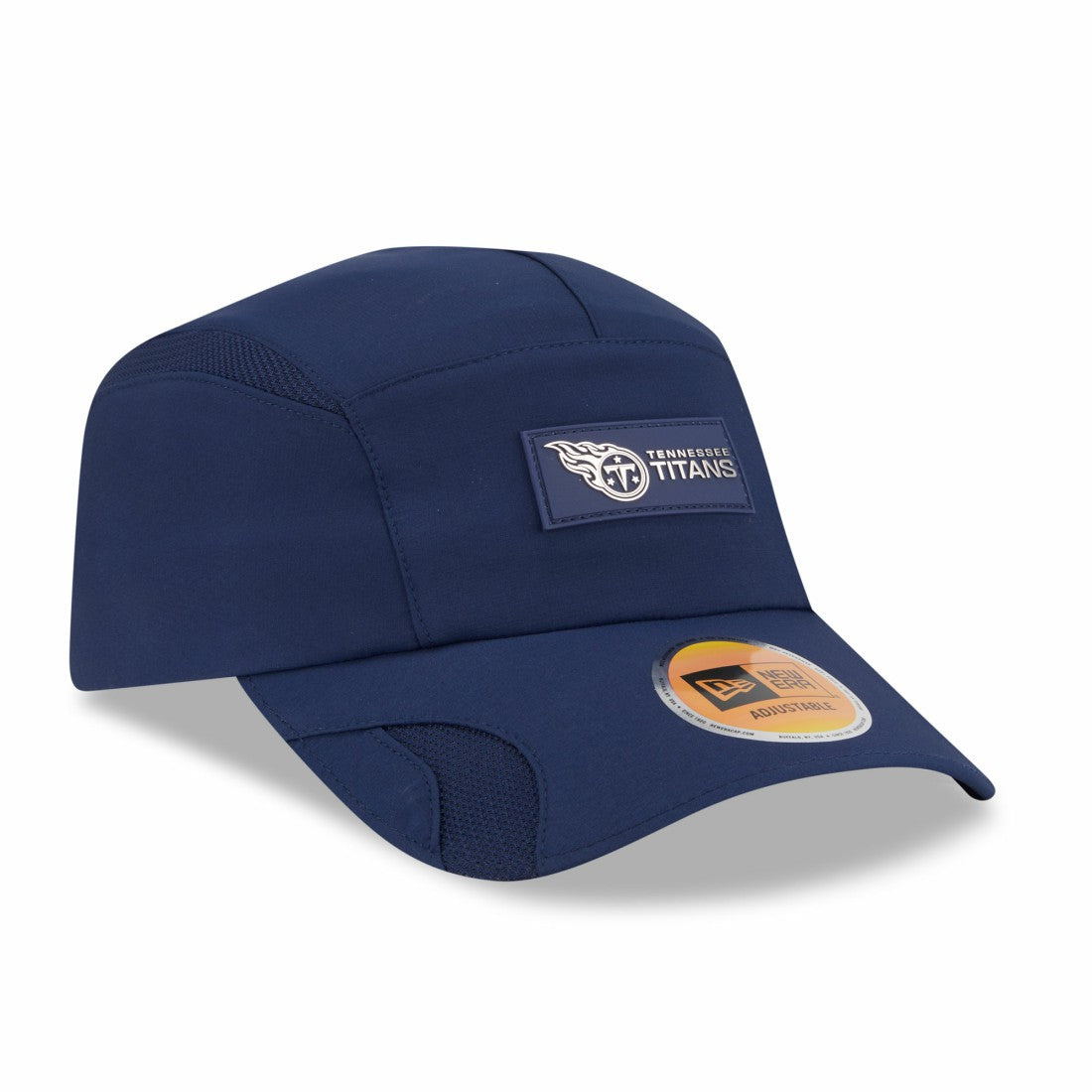 Tennessee Titans New Era 2025 Sideline Runner Adjustable Hat