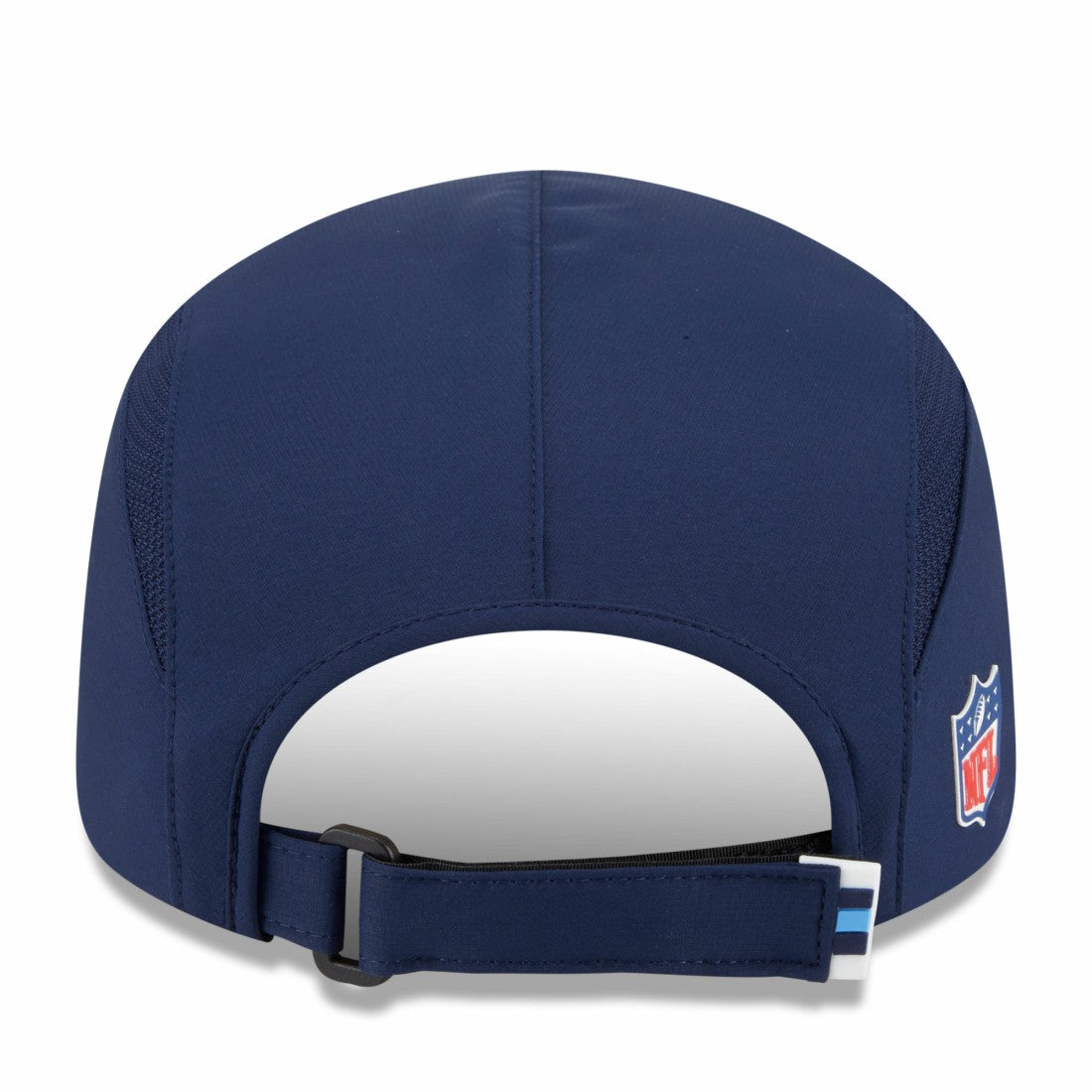 Tennessee Titans New Era 2025 Sideline Runner Adjustable Hat