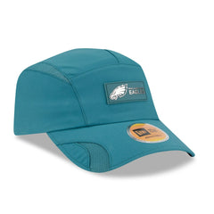 Philadelphia Eagles New Era 2025 Sideline Runner Adjustable Hat