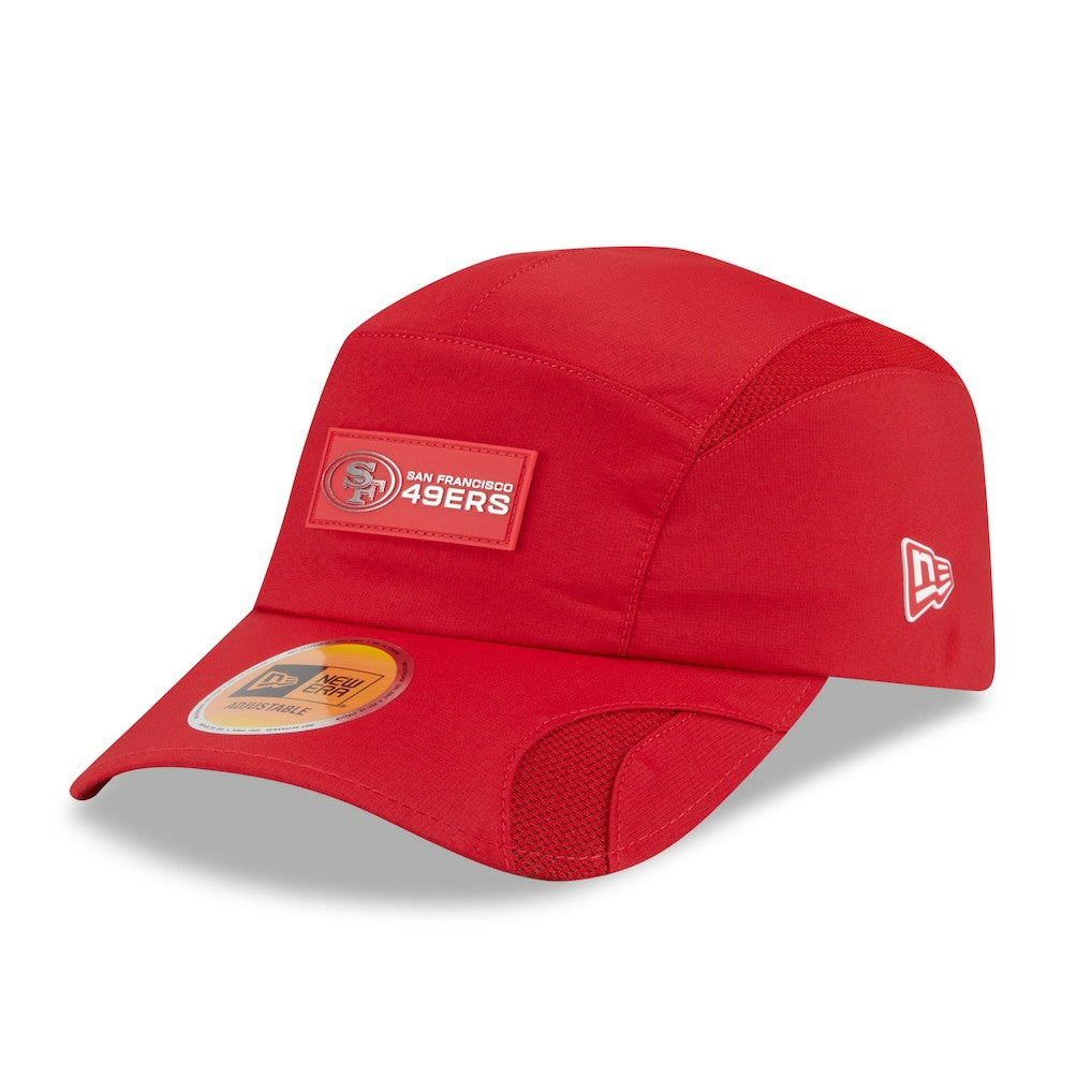 San Francisco 49ers New Era 2025 Sideline Runner Adjustable Hat