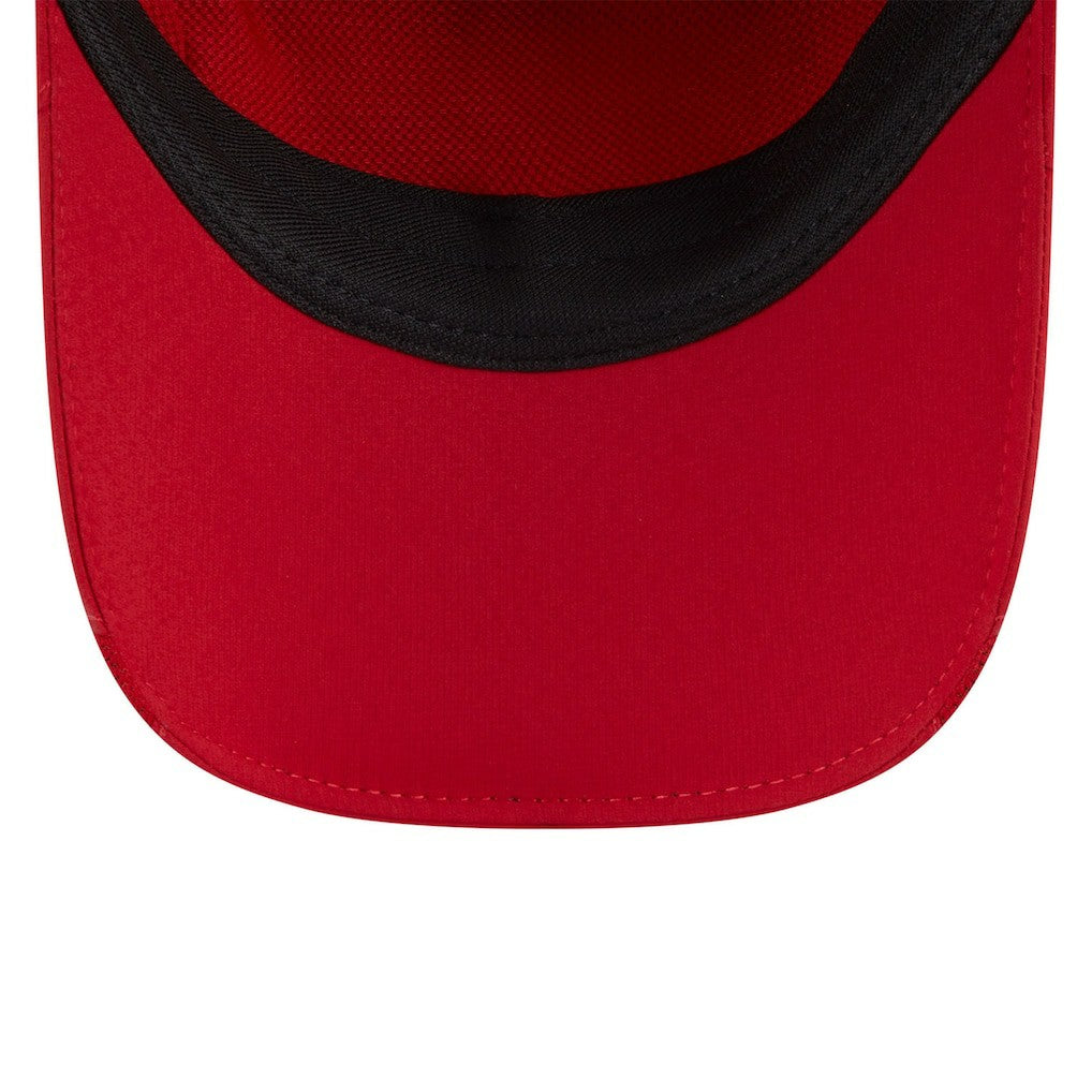 San Francisco 49ers New Era 2025 Sideline Runner Adjustable Hat