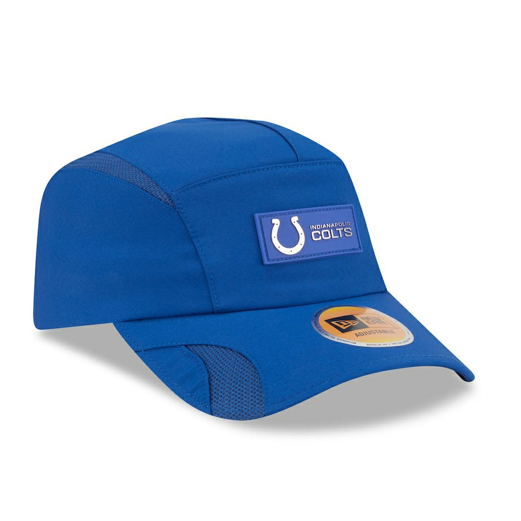 Indianapolis Colts New Era 2025 Sideline Runner Adjustable Hat