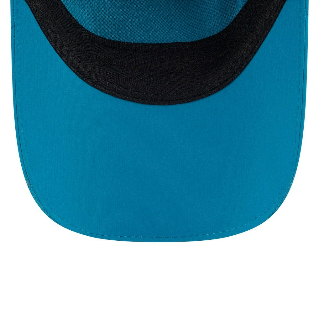 Jacksonville Jaguars New Era 2025 Sideline Runner Adjustable Hat