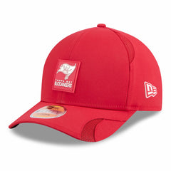 Tampa Bay Buccaneers New Era Youth 2025 Sideline M-Crown 9FORTY Adjustable Hat