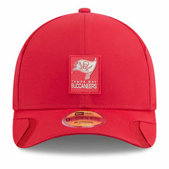 Tampa Bay Buccaneers New Era Youth 2025 Sideline M-Crown 9FORTY Adjustable Hat
