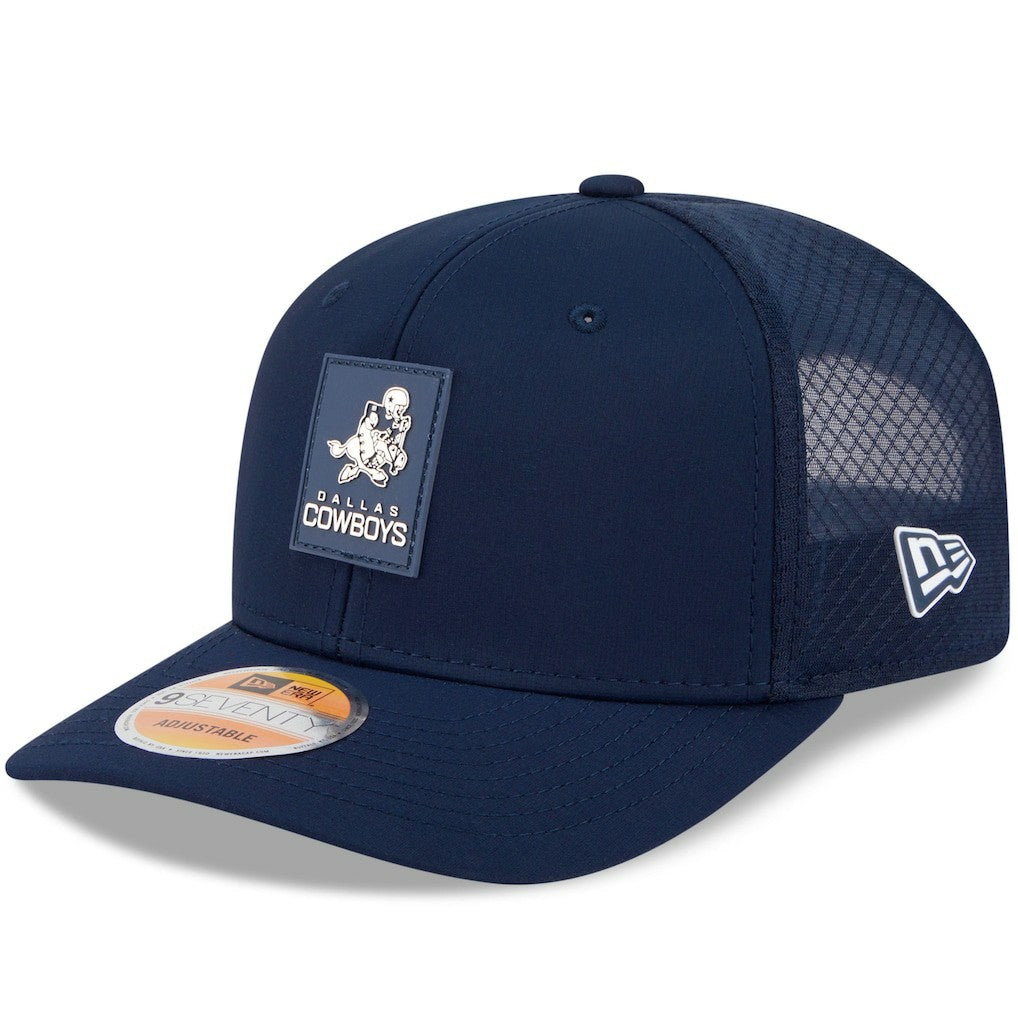 Dallas Cowboys New Era 2025 Sideline Throwback 9SEVENTY Trucker Adjustable Hat