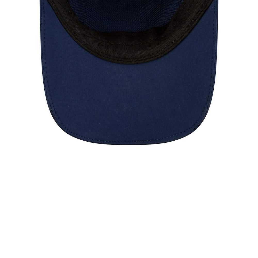 Dallas Cowboys New Era 2025 Sideline Runner Adjustable Hat