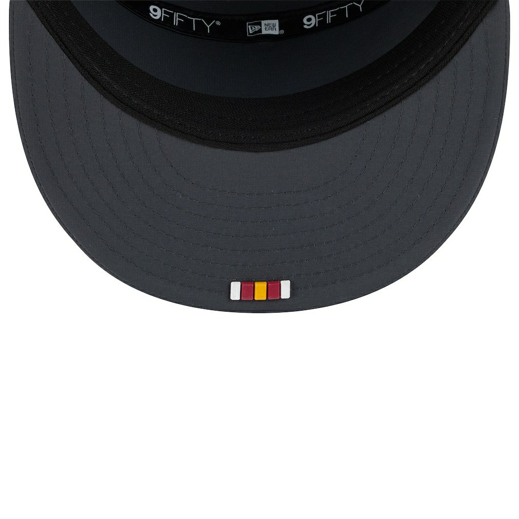 Washington Commanders New Era 2025 Sideline Cold Weather Split Panel 9FIFTY Snapback Hat